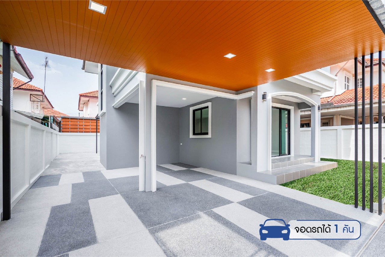 บ้านมือสองตกแต่งใหม่ ม.ลานทอง ติวานนท์-ปากเกร็ด เนื้อที่ 54 ตร.ว. ฟังก์ชัน 3 ห้องนอน 2 ห้องน้ำ บนทำเลทองเดินทางสะดวกติด ถ.ติวานนท์ ใกล้ห้าแยกปากเกร็ด เมืองทองธานี ทางด่วน, เซ็นทรัลแจ้งวัฒนะ และรถไฟฟ้าสายสีชมพู (สายอนาคต) "สถานีปากเกร็ด"